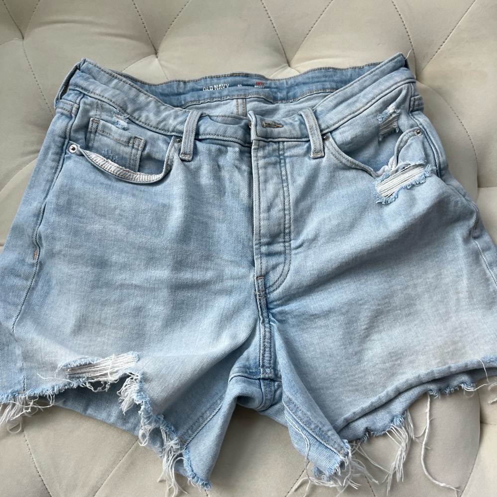 Old Navy Light Blue Distressed Denim Women’s Shorts 10 Curvy